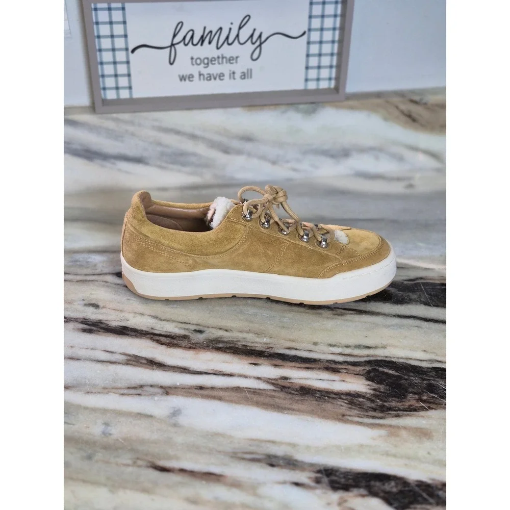 Marc Fisher LTD Maite Tan Suede Faux Fur Hiker Low Top Sneakers 8.5M MLMAITE